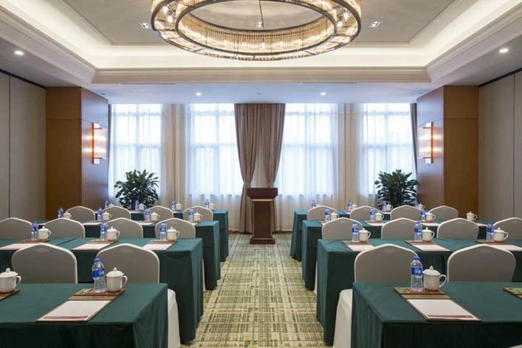 Ramada Suzhou Hotel Суджоу Екстериор снимка